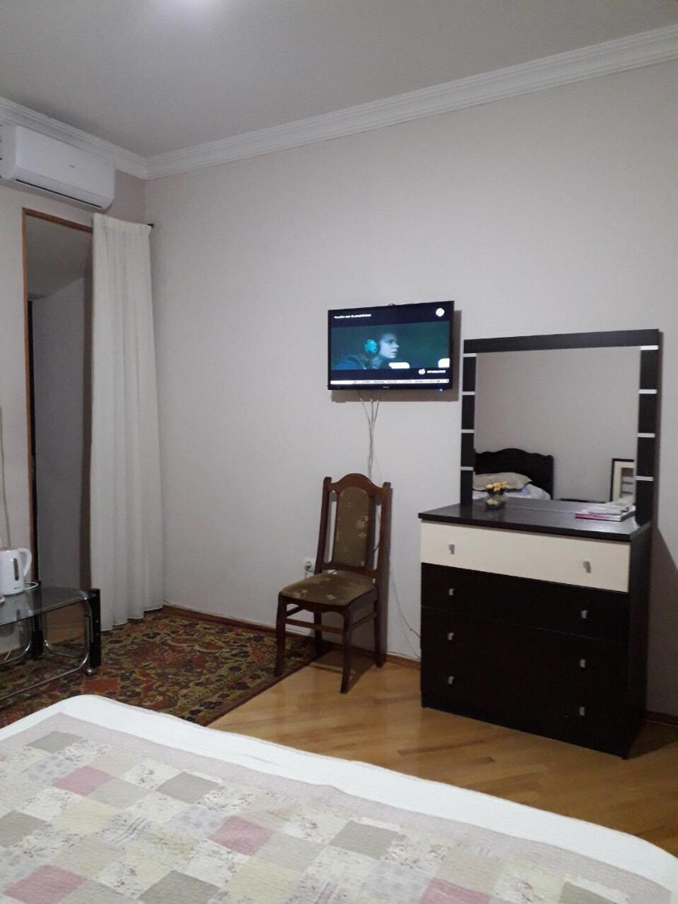 Guesthouse Zeinabi Tbilisi ภายนอก รูปภาพ